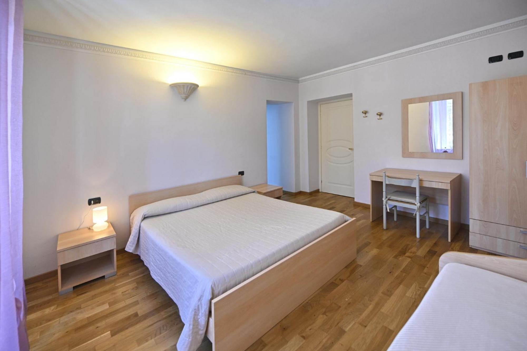 Residenza Villa Maria Roncola Dış mekan fotoğraf